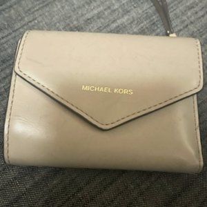 Michael Kors Small Leather Envelope Wallet - Tan